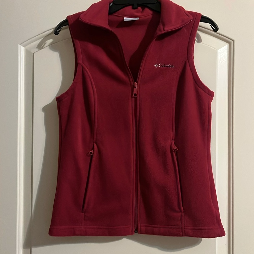 Columbia fleece vest size small